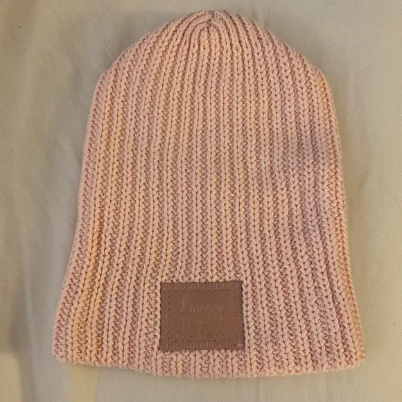 Love Your Melon Blush Rose Foul Pom Beanie. s-l400.jpg main image 4